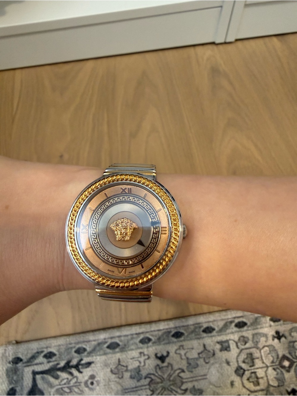 Versace Watch - Picture 3 of 6